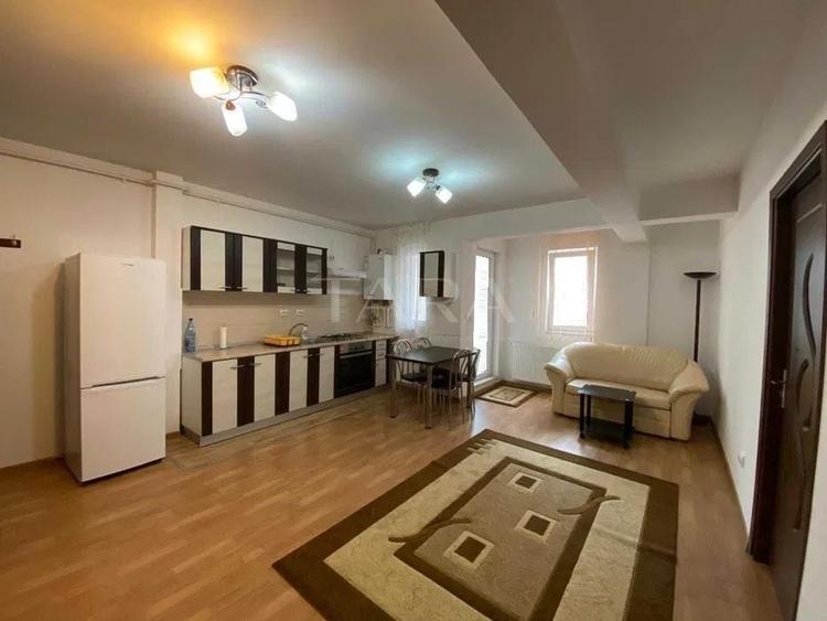 Apartament cu 2 camere semidecomandat, mobilat în Florești — fotografia 1
