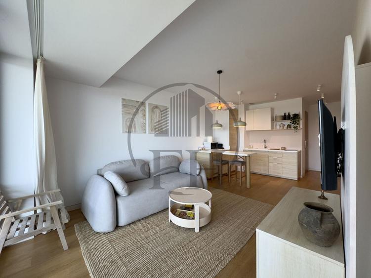 Apartament cu 2 camere semidecomandat, mobilat în Vest