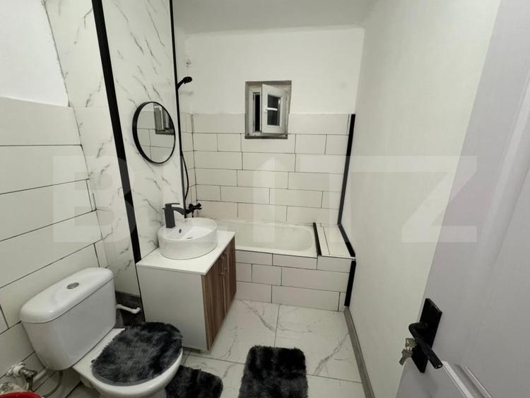Apartament decomandat etajul 1, 52 mp, Rovine ,zona Parculet - 10