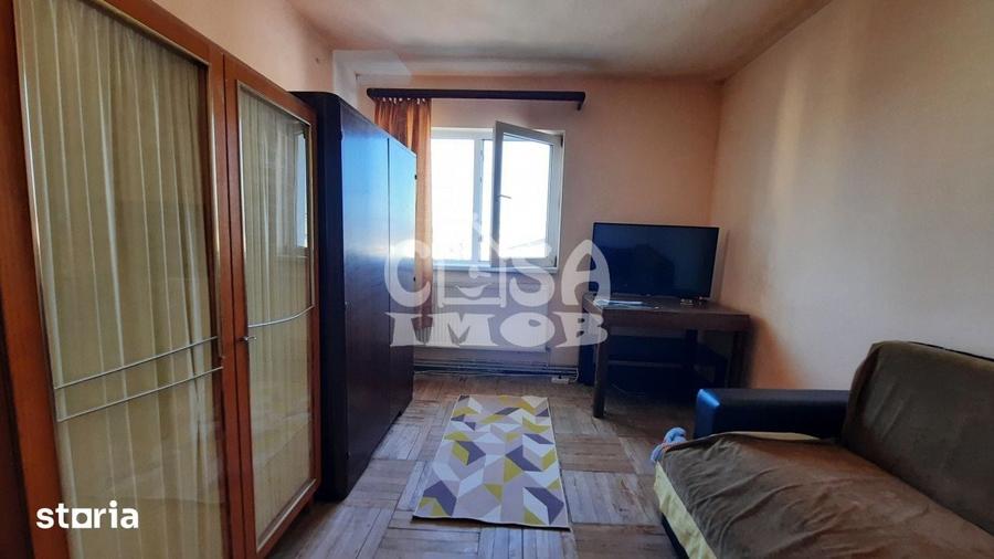Apartament cu 2 camere semidecomandat în Micro 6
