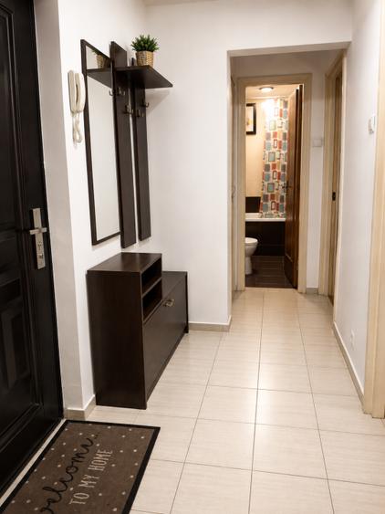 Apartament cu 2 camere decomandat în Drumul Taberei