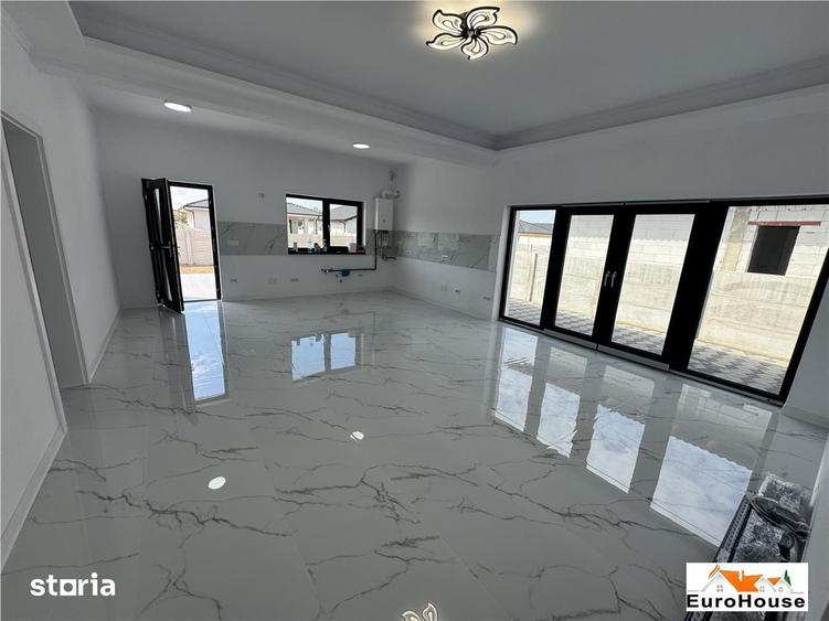 Casă cu 4 camere cu Teren 424 Mp în Central