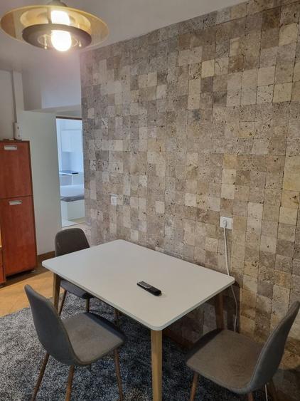 Apartament cu 2 camere decomandat în Lăpuș