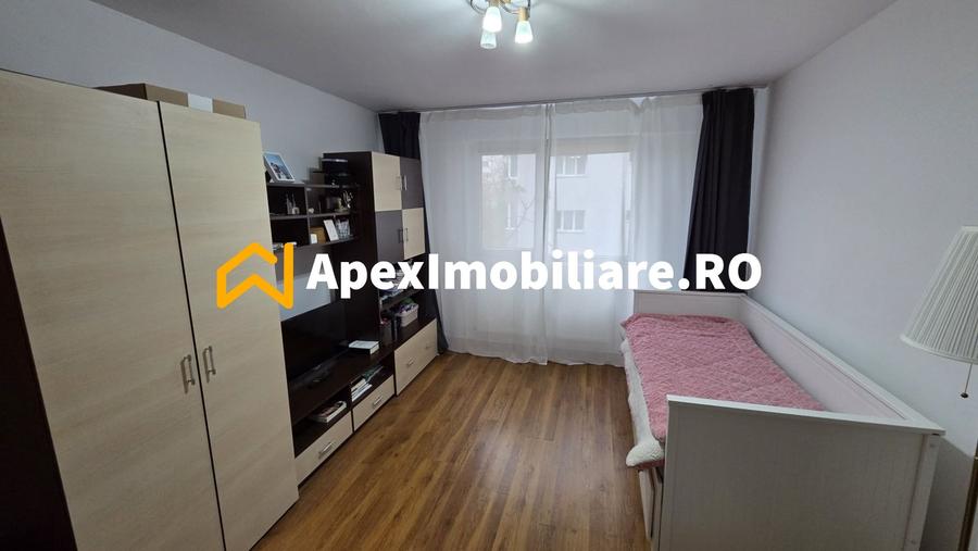 Apartament cu 2 camere semidecomandat, mobilat în Militari