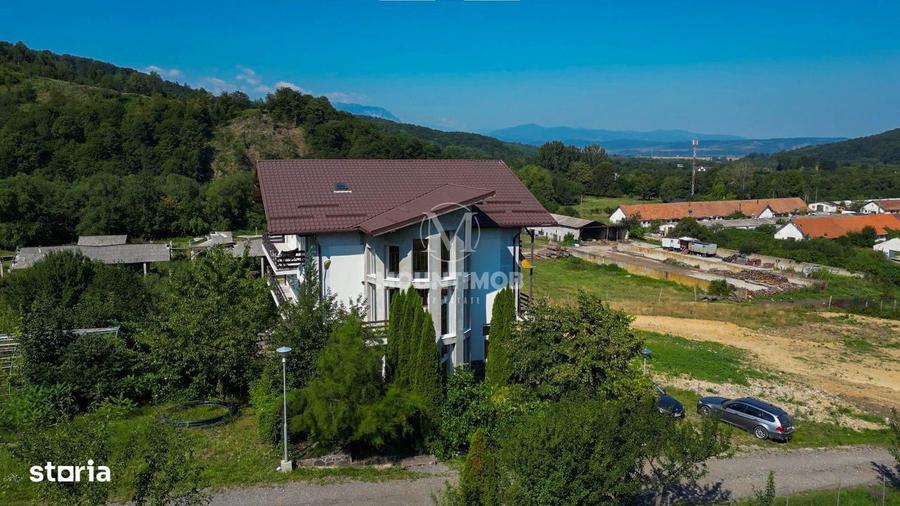 Spațiu comercial, de 520 mp, în Cheile Râșnoavei