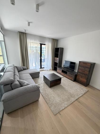 Apartament cu 2 camere decomandat în Aviației