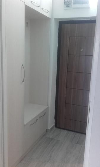 Garsonieră decomandată în Exterior Vest