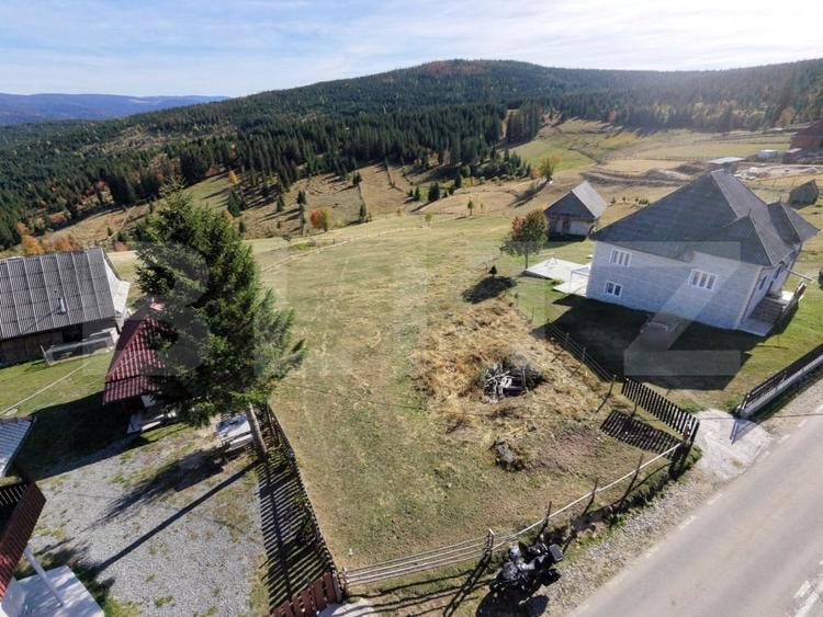 Teren Construcții intravilan de 3728 mp, în Măguri