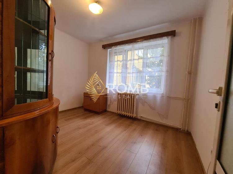 Apartament cu 3 camere semidecomandat, mobilat în Mănăștur