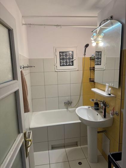 Apartament cu 2 camere decomandat în Exterior Vest