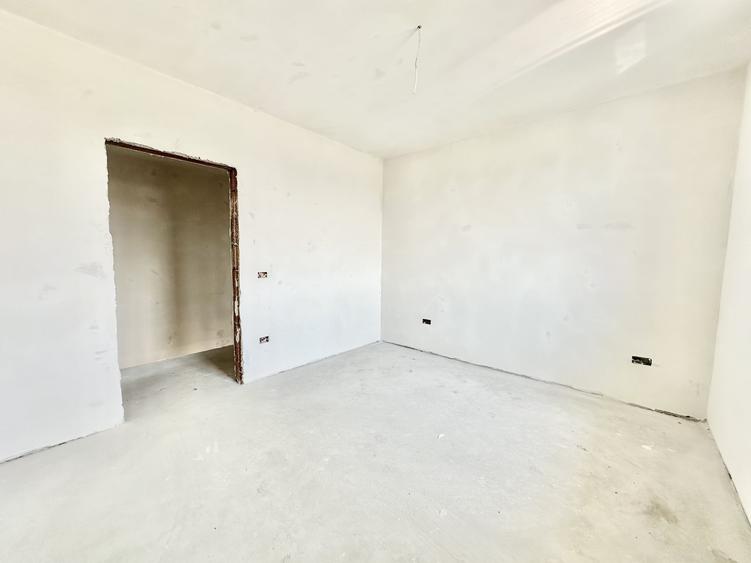 Duplex cu 5 camere cu Canalizare în Urseni