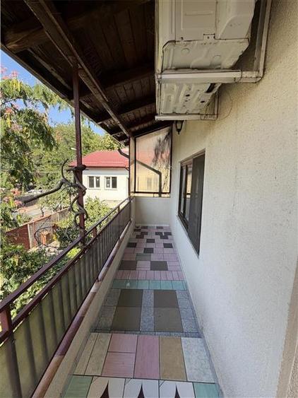 Casă cu 5 camere cu Teren 189 Mp în Bucureștii Noi
