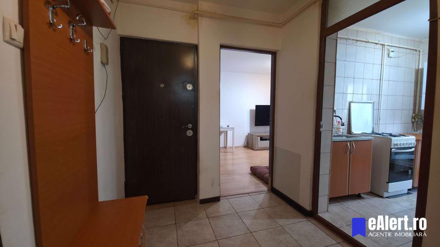 Apartament cu 3 camere în Basarabia