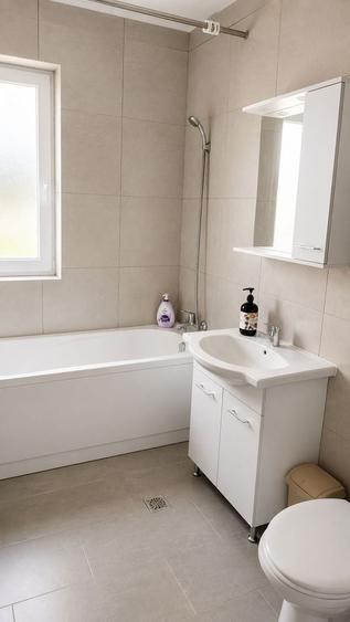 Apartament cu 2 camere semidecomandat, mobilat în Giroc