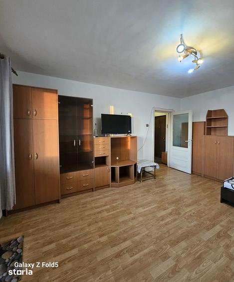 Apartament generos cu 1 camera de inchiriat | Calea Aradului Oradea - 9