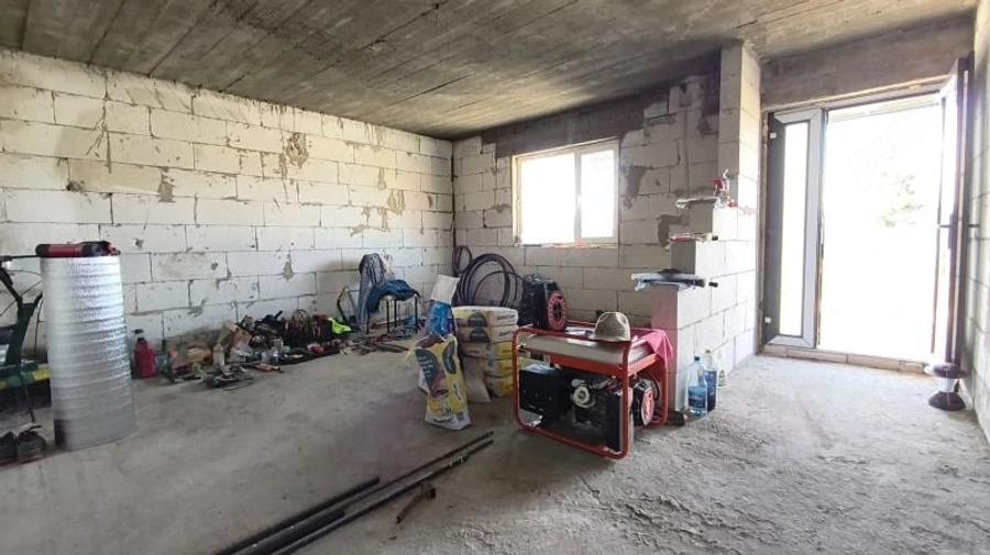 Casă cu 1 camere cu Teren 500 Mp în Central