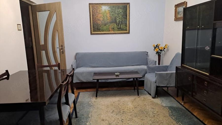 Apartament cu 3 camere decomandat în Viziru 3