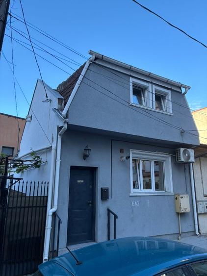 Duplex cu 2 camere cu Teren 40 Mp în Trocadero