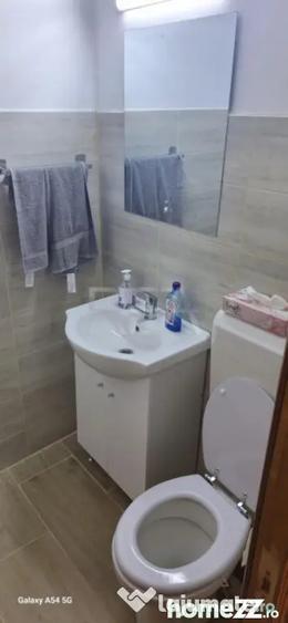 Apartament cu 3 camere decomandat în P-ța Muncii