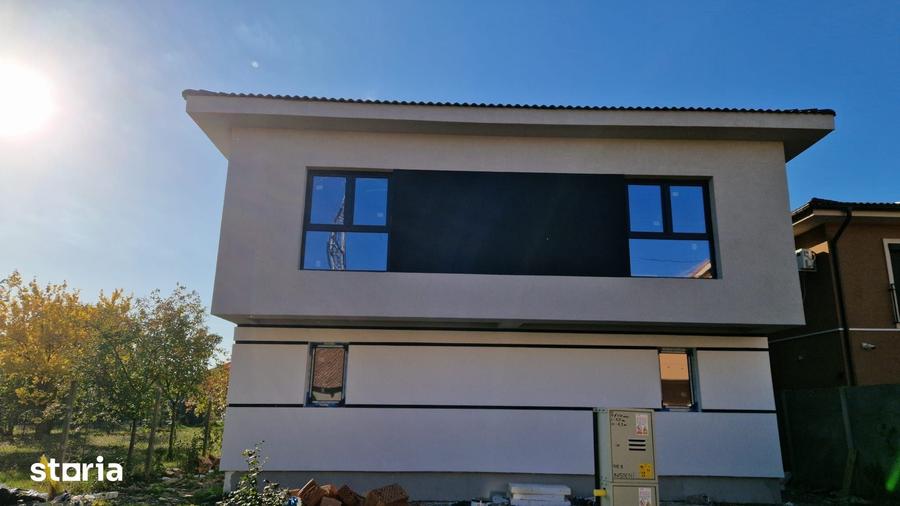 Casă cu 4 camere cu Teren 330 Mp în Ghiroda