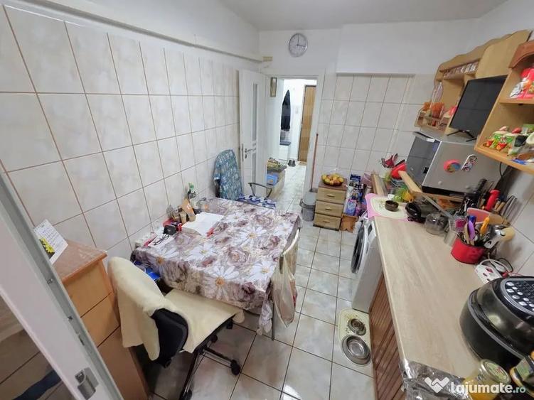 Apartament cu 2 camere decomandat în Ultracentral