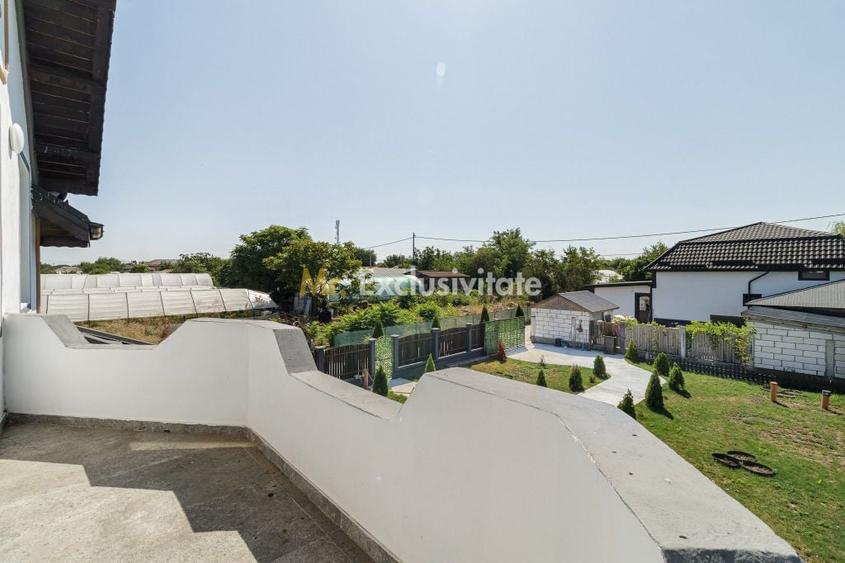 Casă cu 5 camere cu Teren 457 Mp în Dobreni
