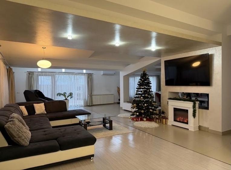 Casă cu 2 camere cu Teren 800 Mp în Cartierul Verde