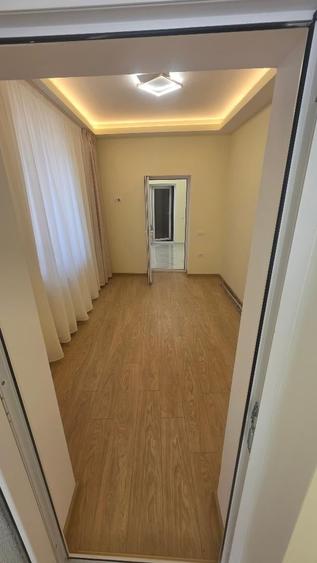 Casă individuală cu 3 camere cu Garaj în CET