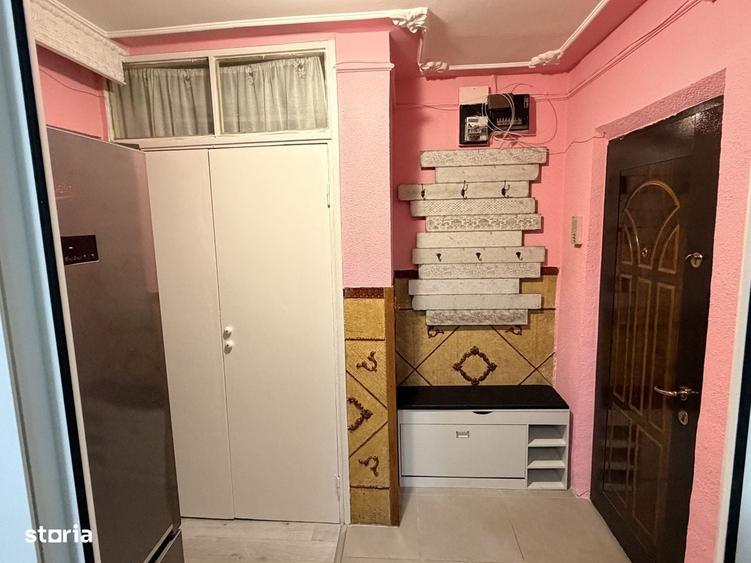 Apartament cu 3 camere decomandat în Alexandru cel Bun