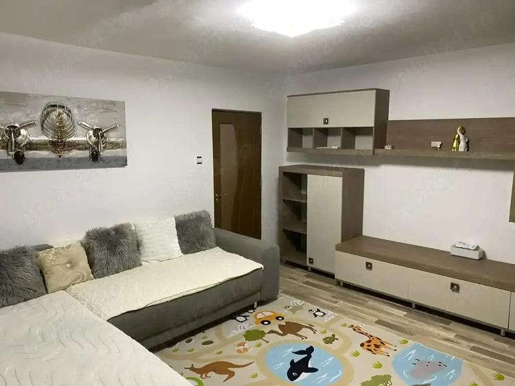 Apartament cu 2 camere semidecomandat în Central