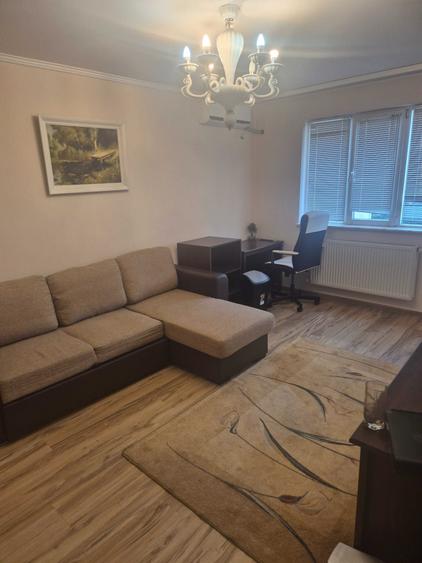 Apartament cu 2 camere decomandat în Berceni