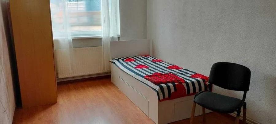 Apartament cu 2 camere decomandat în Centrul Civic