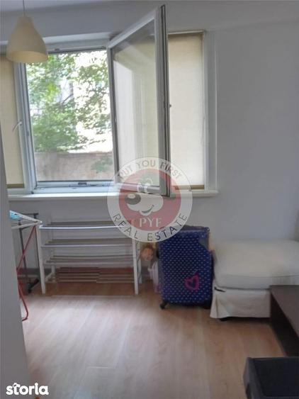 Apartament cu 2 camere semidecomandat în Cișmigiu