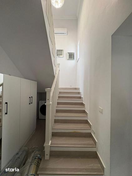 Casă cu 4 camere cu Teren 350 Mp în Păcurari