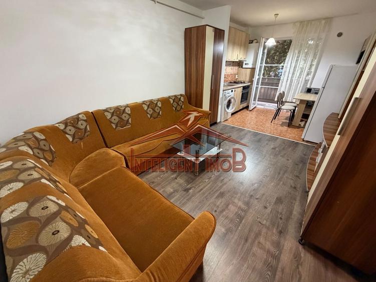 Apartament cu 2 camere decomandat, mobilat în Nord-Vest