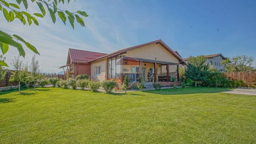 Casă individuală cu 3 camere cu Teren 739 Mp în Sânpetru