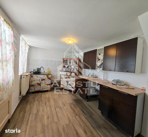 Casă cu 3 camere cu Teren 260 Mp în Șag
