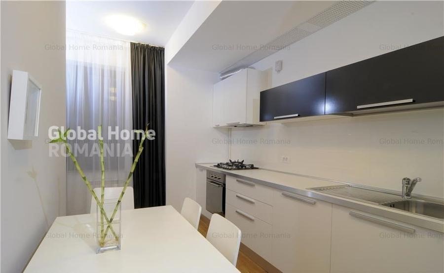 Apartament cu 3 camere semidecomandat, mobilat în Băneasa