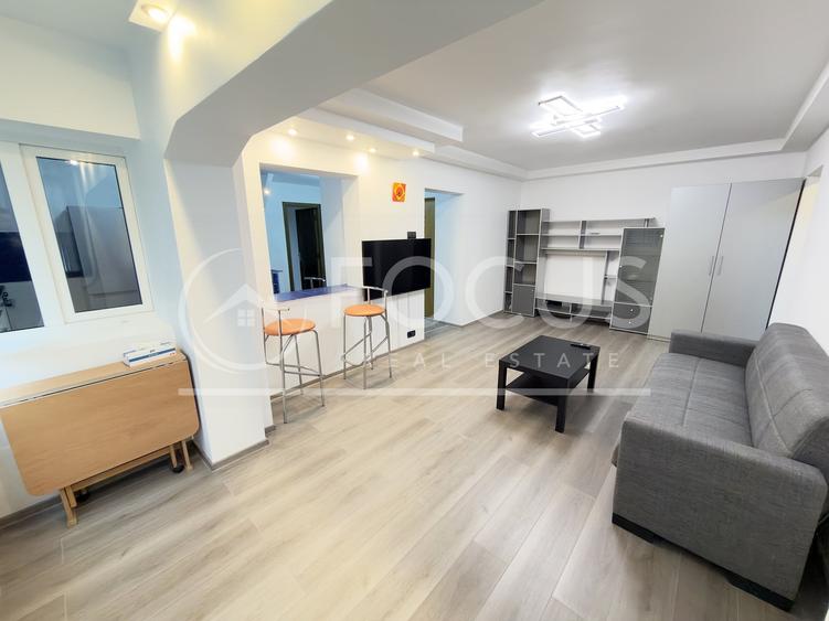 Apartament cu 3 camere semidecomandat, mobilat în Ștefan cel Mare