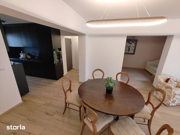 Apartament cu 4 camere decomandat, mobilat în Traian