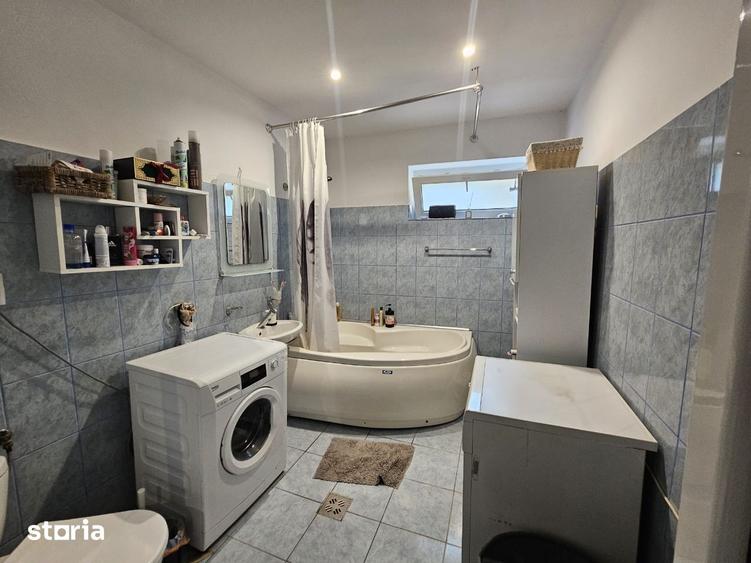 Casă cu 3 camere cu Teren 208 Mp în Barițiu