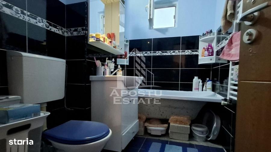 Apartament cu 2 camere semidecomandat în Central — fotografia 1