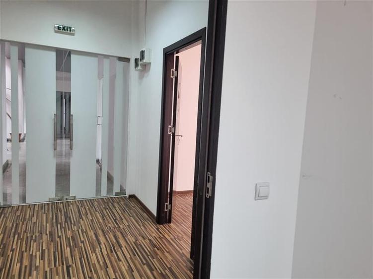 Birou, de 40 mp, în Ultracentral