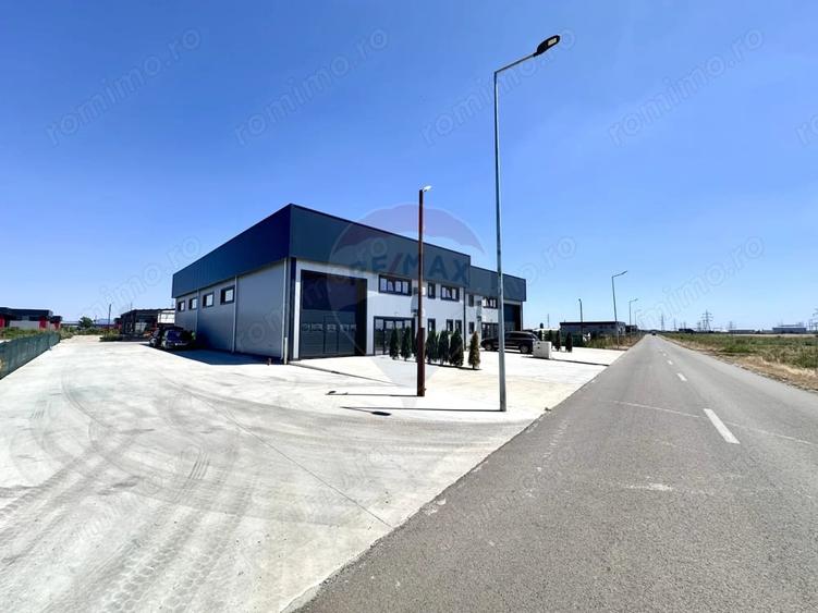 Spațiu comercial, de 425 mp, în Domnești