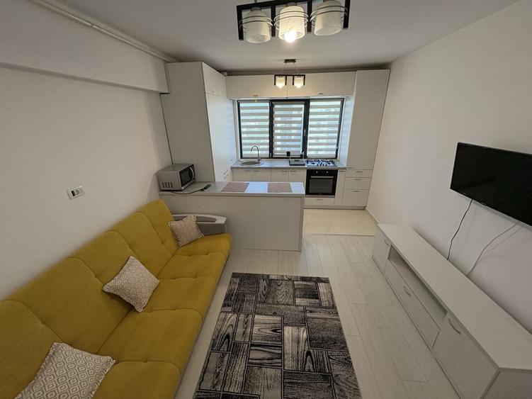 Apartament cu 2 camere decomandat în Nicolina