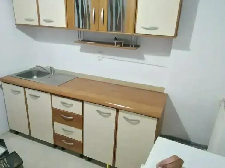 Casă cu Teren 350 Mp în Central