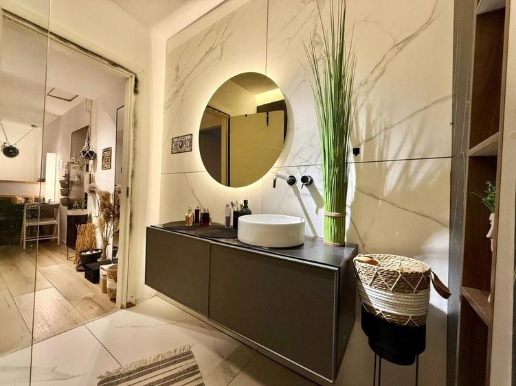 Apartament cu 2 camere semidecomandat în Ștefăneștii de Jos