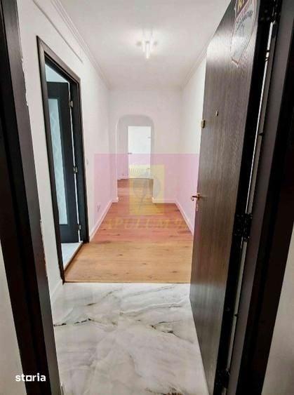 Apartament cu 4 camere decomandat în Centrul Civic