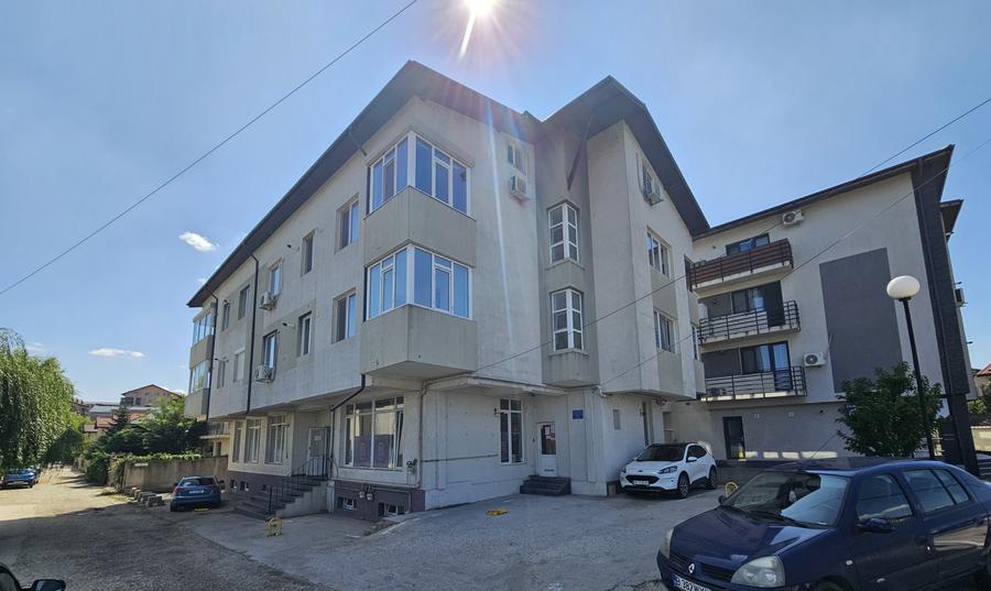Apartament cu 2 camere semidecomandat în Chiajna
