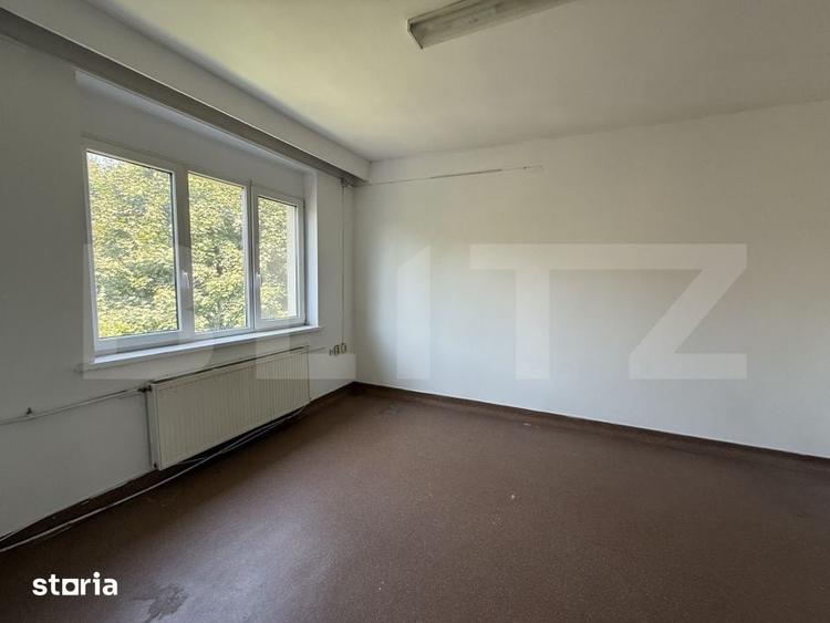 Casă cu 6 camere cu Teren 539 Mp în Central